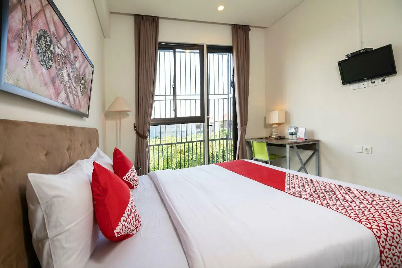 Oyo 697 Olivia Inn Denpasar Legian