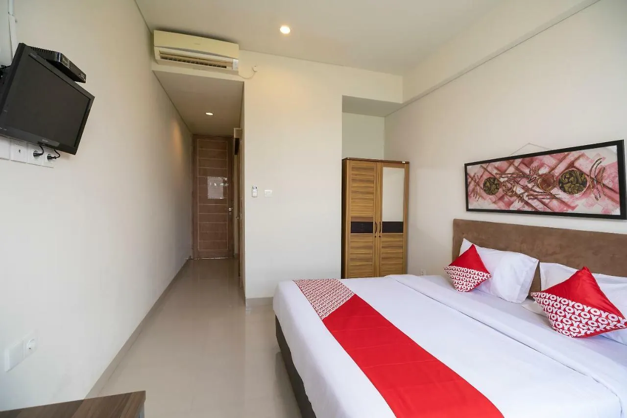 Oyo 697 Olivia Inn Denpasar Legian